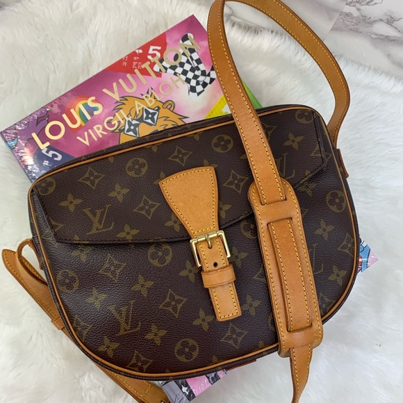 Louis Vuitton Handbags - ❗️SOLD❗️🛍Louis Vuitton Jeune Fille GM🛍